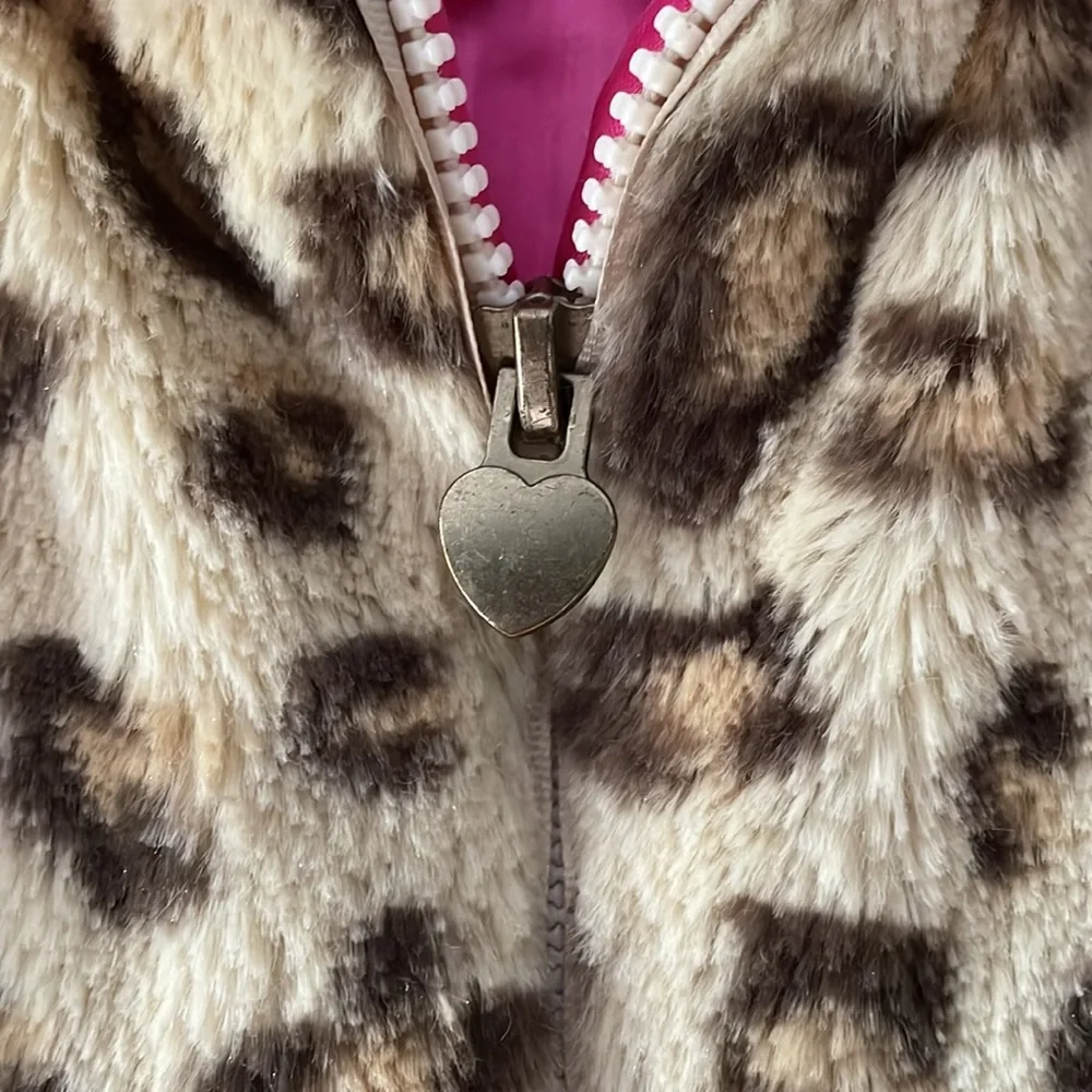 Girls 3T Kids Headquarters Furry Leopard Print Vest - Picture 3 of 7